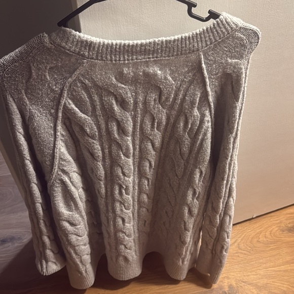 Aerie xl gray sweater - Picture 3 of 3